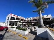 Isla en renta en Plaza Las Palmas, Lomas de Santa María