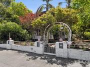 Islington Inner city living with timeless features and...