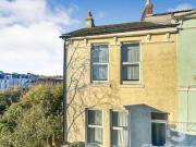 Ivydale Road, Mutley, 2 Bedroom End