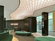 IZD Tower Elegante und nachhaltige Tower Offices in...