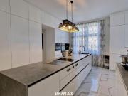 Zeitlose Eleganz in Berndorf Villa mit Parkgarten & Pool...