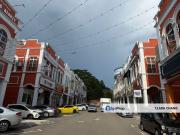 Jalan Austin Heights