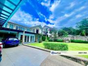 Jalan Straits View 1