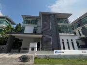 Jalan Straits View 8