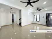 Jalan Suasana, Bandar Tun Hussein Onn