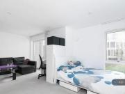 Jamaica Road, London, 1 Bedroom Flat