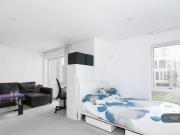 Jamaica Road, London, 1 Bedroom Flat