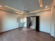 Jameel Sons Real Estate Offers 12 Marla Flat Is...