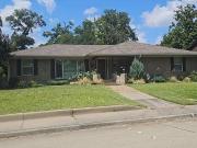 Janwood Dr