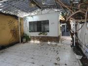 Jardim Avenida Sobrado a 200 metros do Metrô R com Segurança