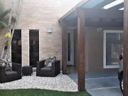 Jardim das Flores Casa com 3 suítes à venda, 290 m² por...