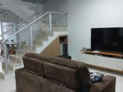 Jardim Piemonte, Sobrado à Venda com 3 suítes, 200m² em...