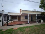 Jardin Espinosa, Casa de 3 dormitorios en venta, patio,...