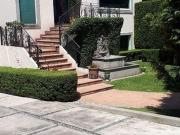 JARDINES DEL PEDREGAL, CASA EN CALLE CERRADA CON...