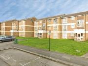Jasmine Gardens, Harrow HA2, 2 bed flat to rent, £1,650...
