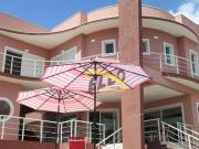 Jd. Colonial Nova, moderna, 4 suítes e 7 vagas cobertas!