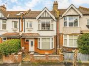 Jebb Avenue, London SW2, 4 bed flat to rent, £3,500 pcm...