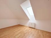 JETZ 2 MONATE MIETFREI SICHERN ZENTRALE 2 ZIMMER WOHNUNG...