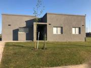 JMR Propiedades | Pilar del Este Santa Elena | Casa a...