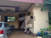Johar town 20 marla 12 years use 80 feet Road beautiful...