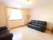 Johnstone Gardens East, Peterculter, 2 Bedroom Flat