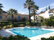 JOLI MAZET AVEC JARDIN DANS RESIDENCE AVEC PISCINE