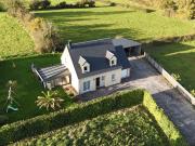 JOLI PAVILLON TRADITIONNEL LUMINEUX AVECX AUTONOMIE DE...