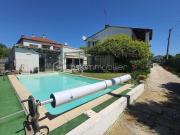 Jolie maison avec piscine