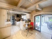 Jolie maison avec piscine et jardin clos 150m² Aix en...