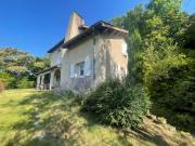 JOLIE MAISON DANS UN ENDROIT BUCOLIQUE