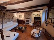 Jolie maison de bourg avec agréable terrasse