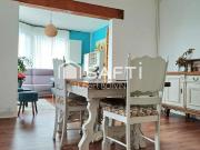 Jolie maison de bourg des années 70, rénovée en 2022,...