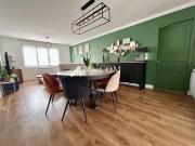 Jolie maison de lotissement de 104 m2, salon salle à manger