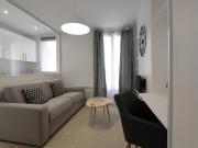 Jolie studio entièrement refait à neuf rue Pajol Libre...