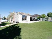 Jolie villa de plain pied de 165m2 avec piscine
