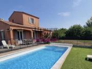 JOLIE VILLA RECENTE AVEC PISCINE