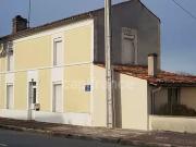 Jonzac 17500 Achat / Vente maison 6 pièces t6 jardin