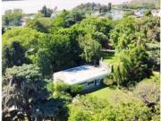 Hermosa casa en venta, Alberdi zona barrancas, Jose...