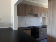 Joubert st 2 bedroom apartment to rent in parsons hill