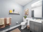 Journal Squared Studio | 1 Bath 3