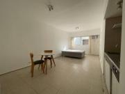 Juncal y Suipacha Monoambiente súper Luminoso Vig 24 hs