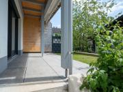 Junge Eigentumswohnung mit großen Garten in Atterseenähe