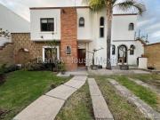 Juriquilla, Casa en Venta 3 recamaras 3 baños amplio jardín