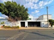 Juriquilla casa en venta de dos niveles RAH4723