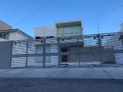 JURIQUILLA CASA RENTA 3 RECAMARAS $22,000 MXN SM