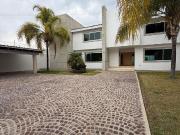 JURIQUILLA LA RICA $ 70 000