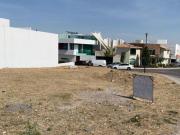 JURIQUILLA TERRENO EN VENTA EN CUMBRES DEL LAGO
