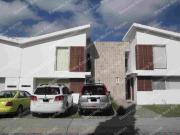 Juriquilla vendo linda casa cerquita de la UVM