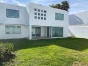 Juriquilla VENTA. Casa de 4 recamaras, cuarto de...