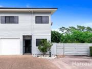 Just 550m to the Beach Room for the Boat or Extra Car!